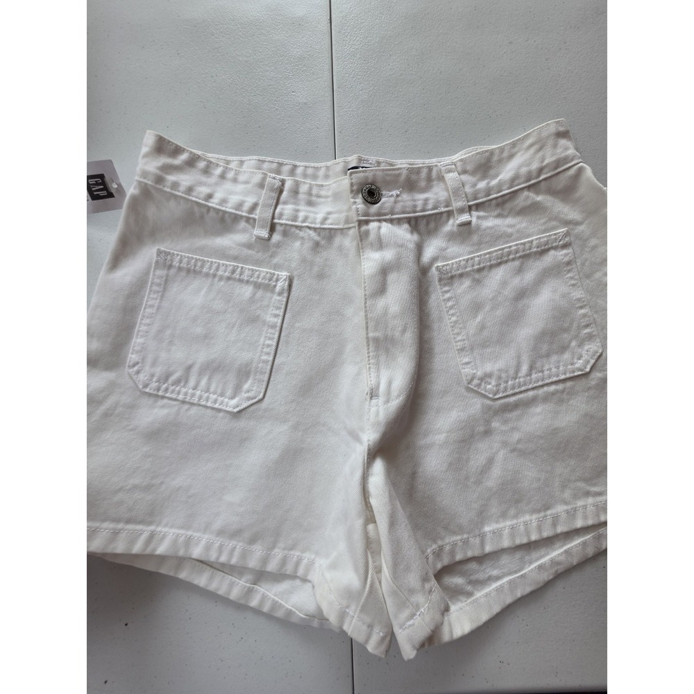 NWT New GAP White Pocket Denim Shorts 6 Small Vacation Beach Pockets